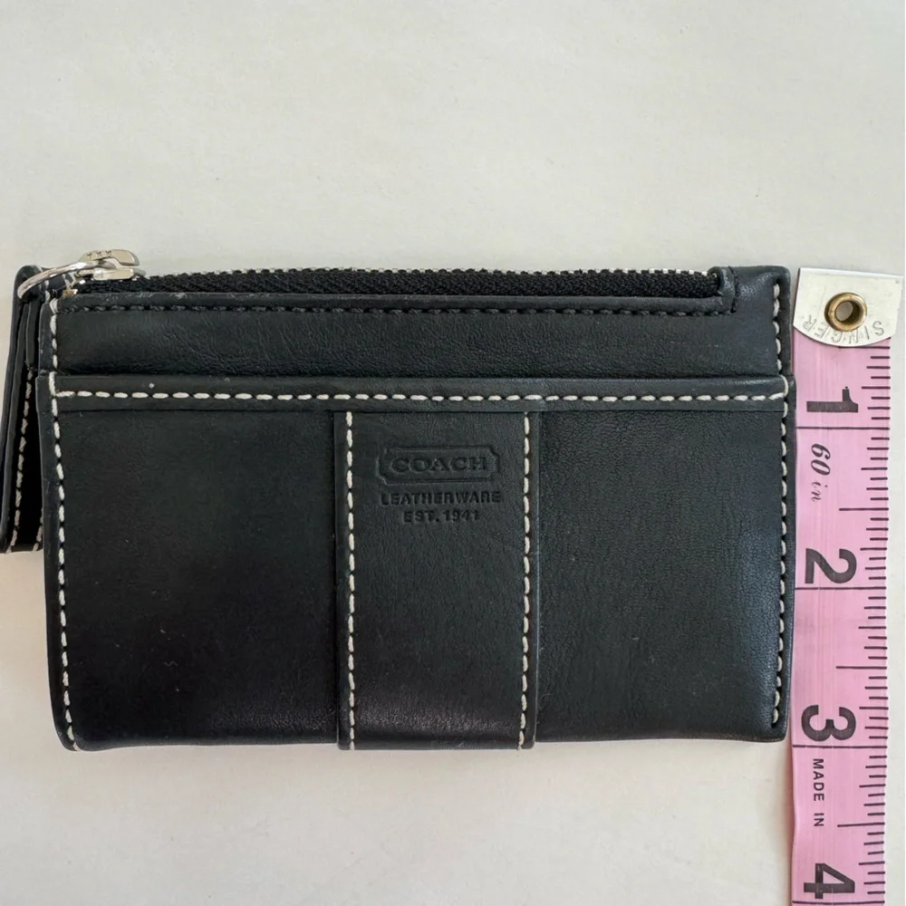 Coach Black Leather Cardholder EUC Keychain Zip Wallet Mini Skinny Card … - Picture 7 of 9